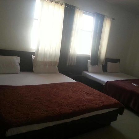 אודייפור Hotel Pearl Palace מראה חיצוני תמונה